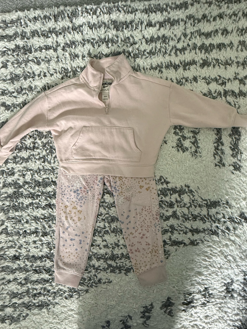 OshKosh B'gosh Light Pink Pullover and Star Print Leggings Set